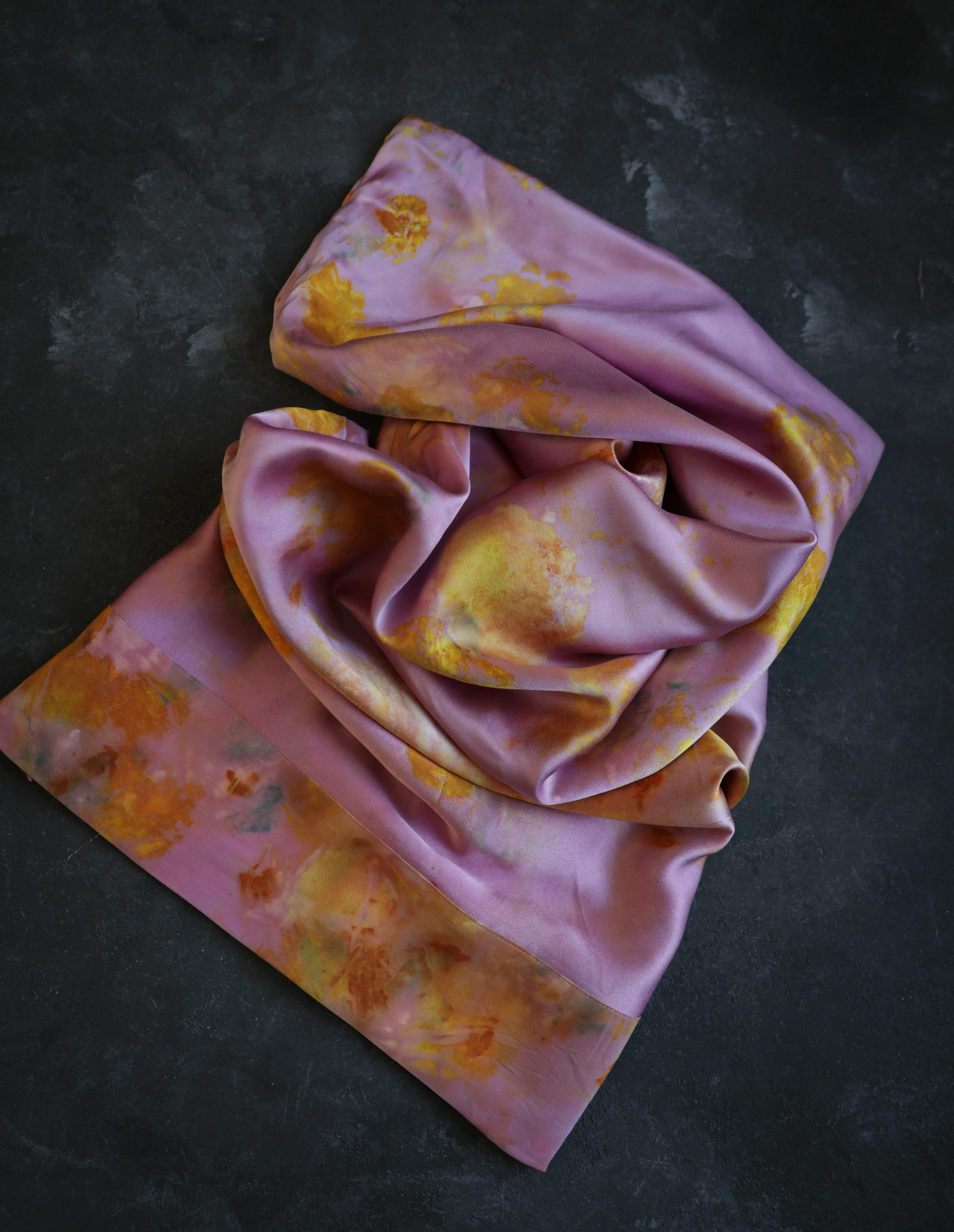 Botanical Print Naturally Dyed Silk Pillowcase / MAGENTA